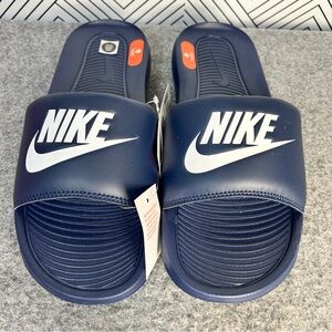 Nike Victori One Navy White Men’s 9 Logo Slide Sandals Casual Sports Pool New